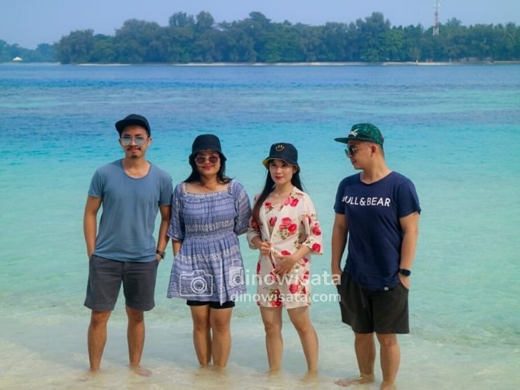 Island Hopping Wisata Pulau Harapan