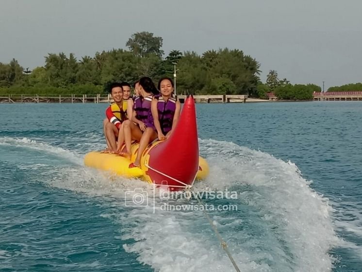 Watersport Bananaboat Wisata Pulau Tidung